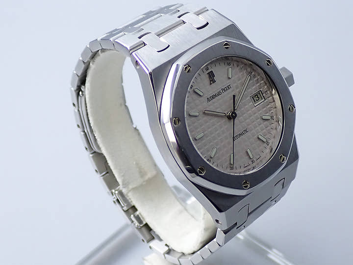 オーデマピゲ ロイヤルオーク Ref.15000ST.OO.0789ST.07 ステンレススチール ホワイト文字盤