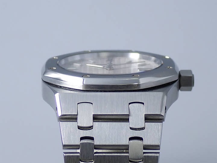 オーデマピゲ ロイヤルオーク Ref.15000ST.OO.0789ST.07 ステンレススチール ホワイト文字盤