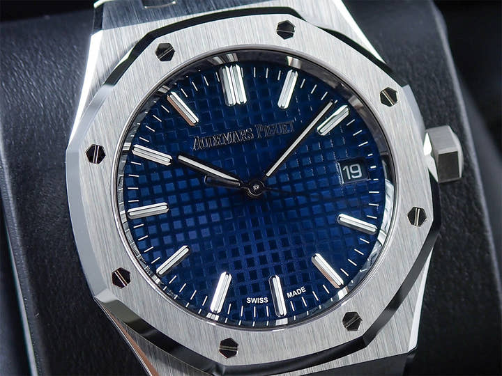 オーデマピゲ ロイヤルオーク Ref.15550ST.OO.1356ST.06 ステンレススチール ナイトブルー文字盤