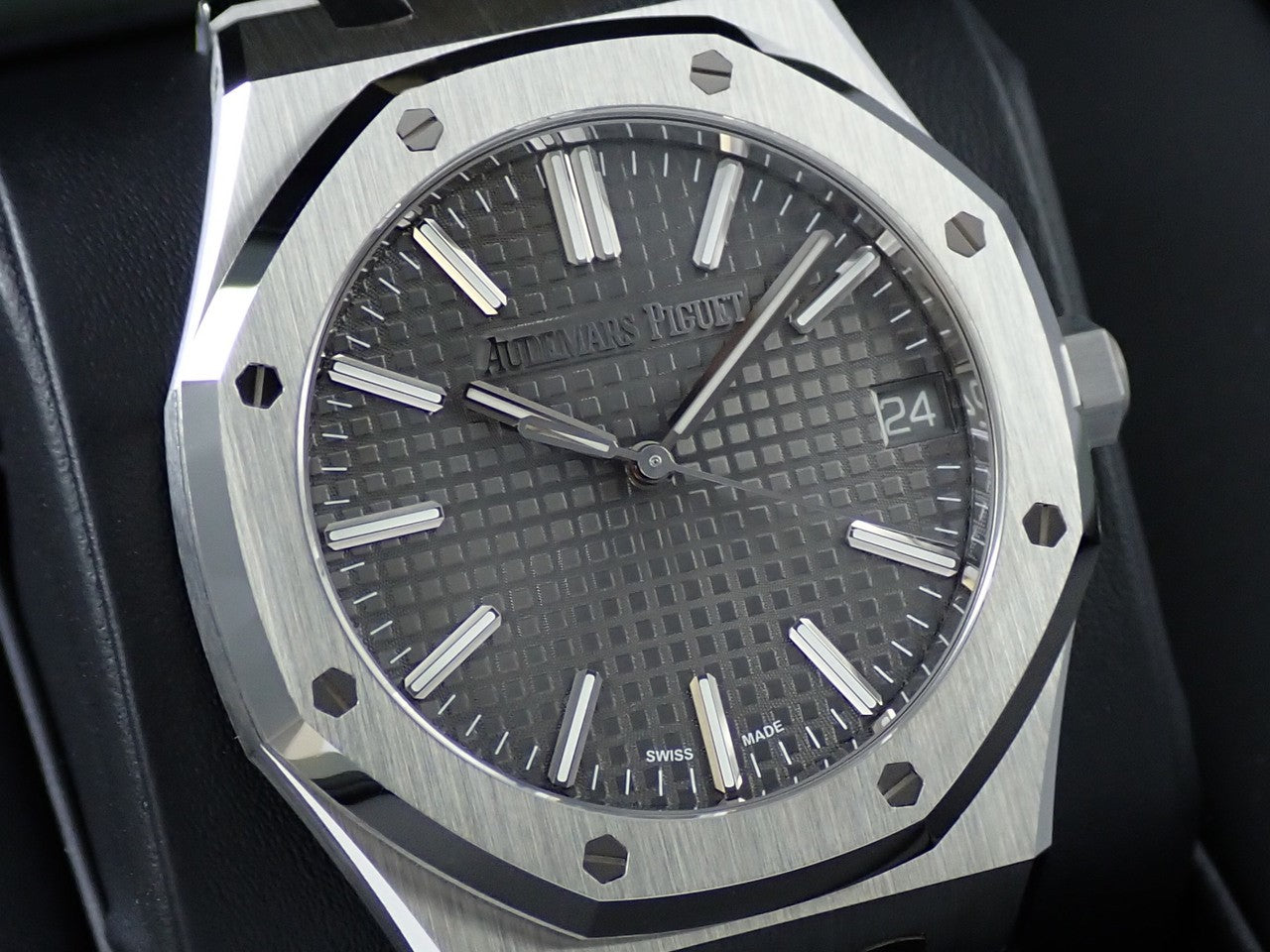 Audemars Piguet Royal Oak &lt;Warranty, Box, etc.&gt;