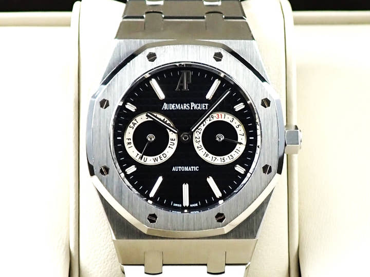 オーデマピゲ ロイヤルオーク デイデイト Ref.26330ST.OO.1220ST.01 ステンレススチール ブラック文字盤