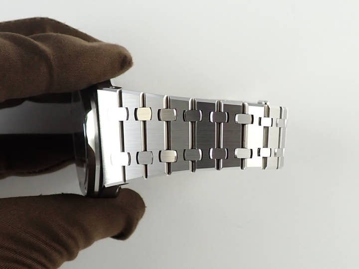 オーデマピゲ ロイヤルオーク Ref.15500ST.OO.1220ST.02 ステンレススチール スレートグレー文字盤