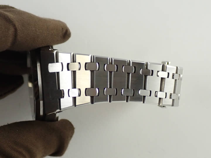 オーデマピゲ ロイヤルオーク Ref.15450ST.OO.1256ST.01 ステンレススチール シルバー文字盤