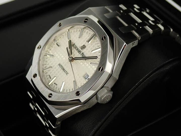 オーデマピゲ ロイヤルオーク Ref.15450ST.OO.1256ST.01 ステンレススチール シルバー文字盤