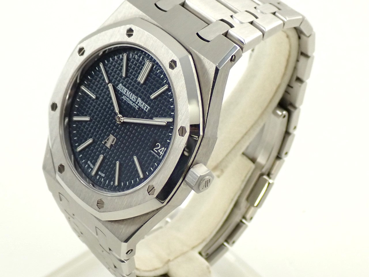 Audemars Piguet Royal Oak Extra-Thin Ref.15202ST.OO.1240ST.01.A Stainless Steel Blue Dial