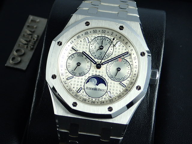 Audemars Piguet Royal Oak Perpetual Calendar Ref.26574ST.OO.1220ST.01