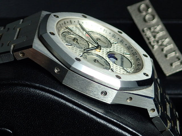 Audemars Piguet Royal Oak Perpetual Calendar Ref.26574ST.OO.1220ST.01