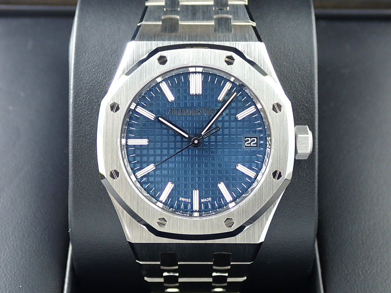 Audemars Piguet Royal Oak Automatic &lt;Warranty and Box&gt;