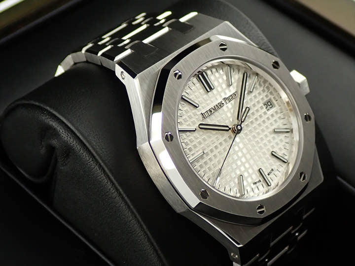 オーデマピゲ ロイヤルオーク 50周年記念 Ref.15550ST.OO.1356ST.01 ステンレススチール シルバー文字盤