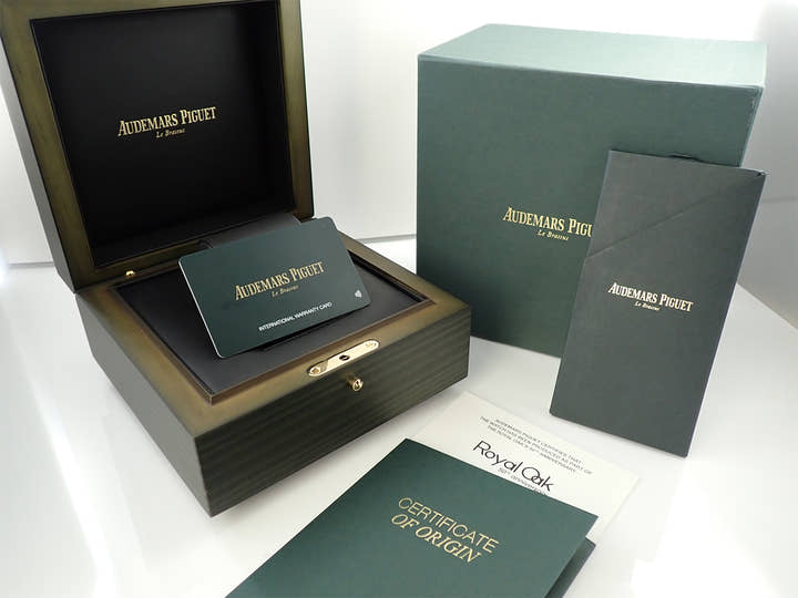 オーデマピゲ ロイヤルオーク 50周年記念 Ref.15550ST.OO.1356ST.01 ステンレススチール シルバー文字盤