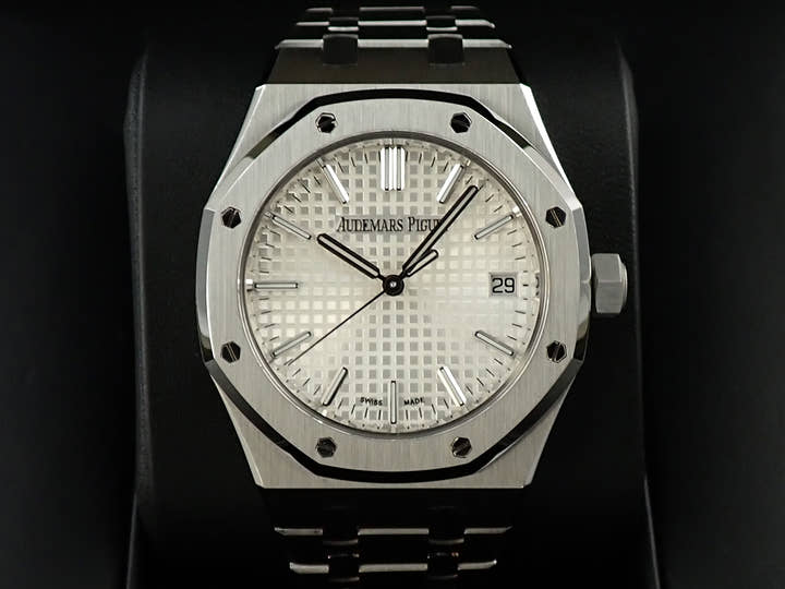 オーデマピゲ ロイヤルオーク 50周年記念 Ref.15550ST.OO.1356ST.01 ステンレススチール シルバー文字盤