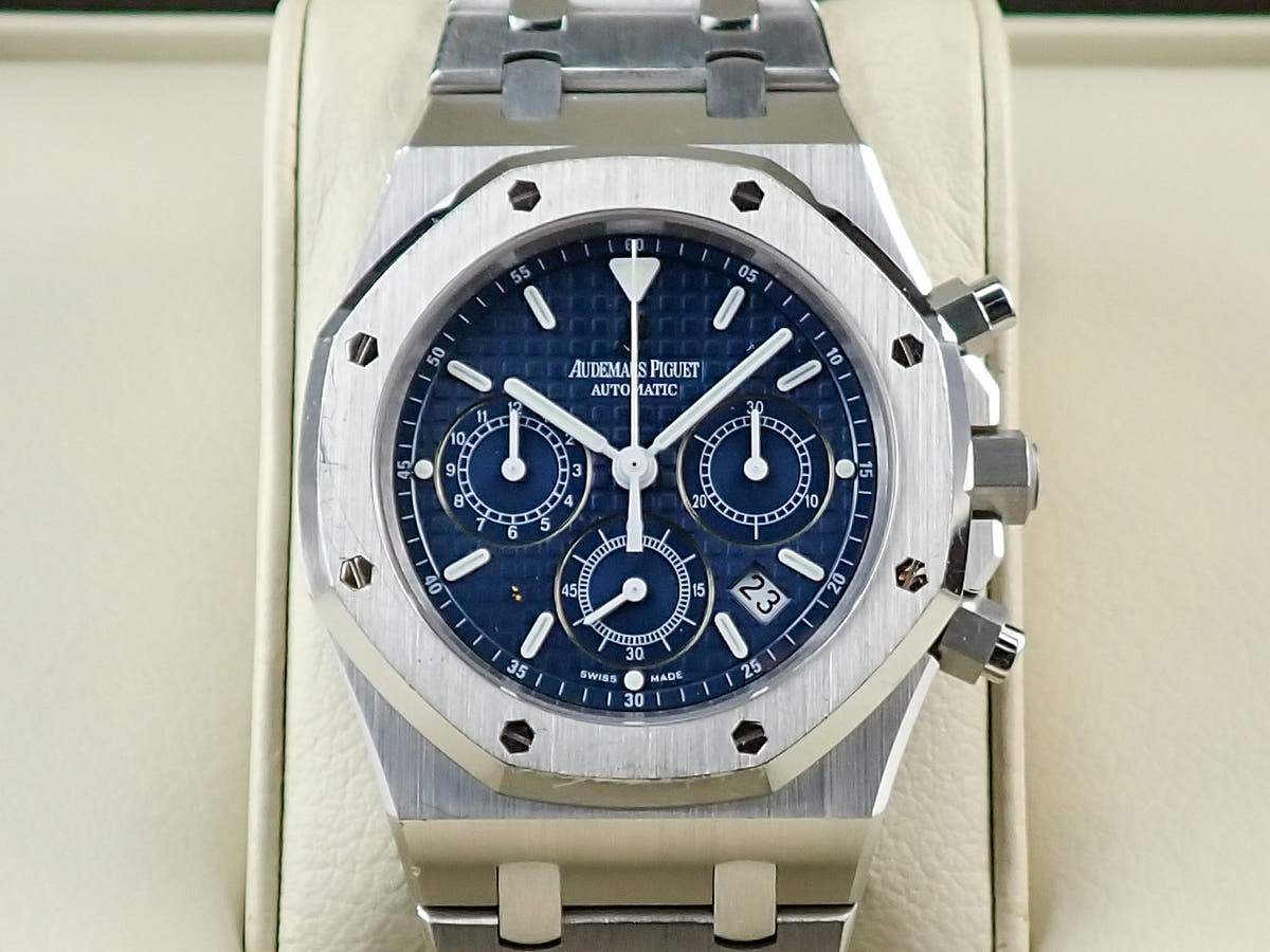 オーデマピゲ ロイヤルオーク クロノグラフ Ref.25860ST.OO.1110ST.04 ブルー文字盤 美品 8M302UTL