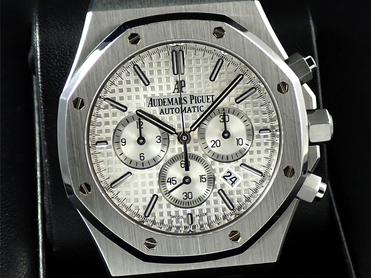 オーデマピゲ ロイヤルオーク クロノグラフ Ref.26320ST.OO.1220ST.02 シルバー文字盤 中古 K6965585
