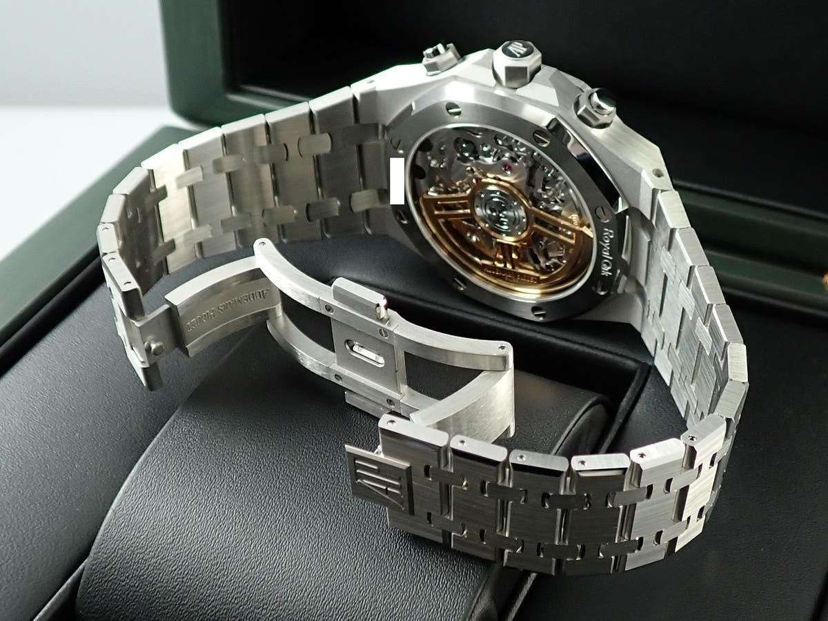 オーデマピゲ ロイヤルオーク クロノグラフ Ref.26240ST.OO.1320ST.07 シルバー文字盤 未使用 6LJM753J