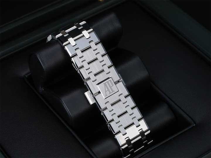 オーデマピゲ ロイヤルオーク クロノグラフ Ref.26240ST.OO.1320ST.06 ステンレススチール ブラック文字盤