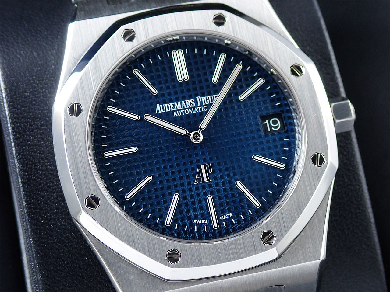 Audemars Piguet Royal Oak Extra-Thin &lt;Warranty, Box, etc.&gt;