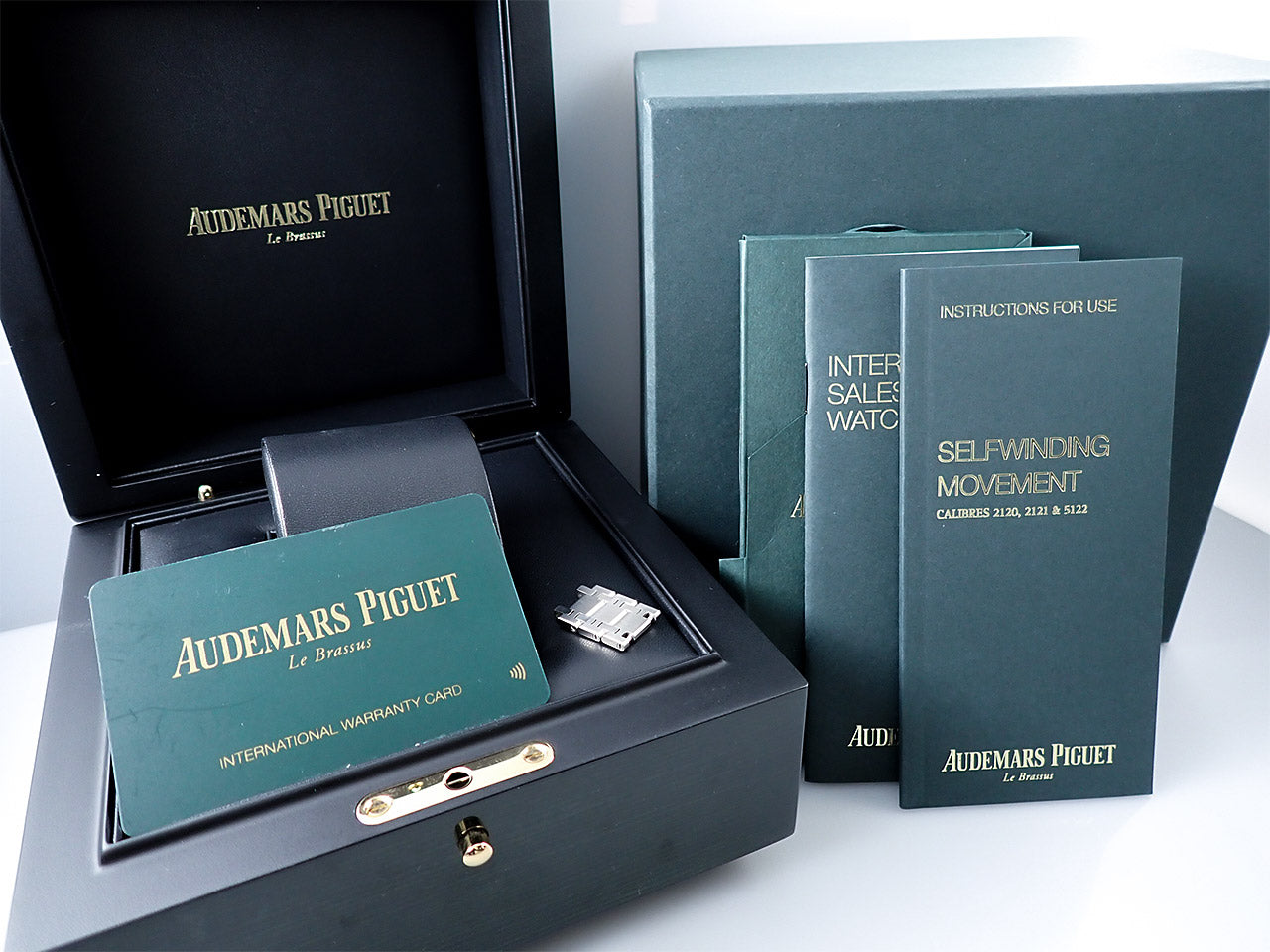 Audemars Piguet Royal Oak Extra-Thin &lt;Warranty, Box, etc.&gt;