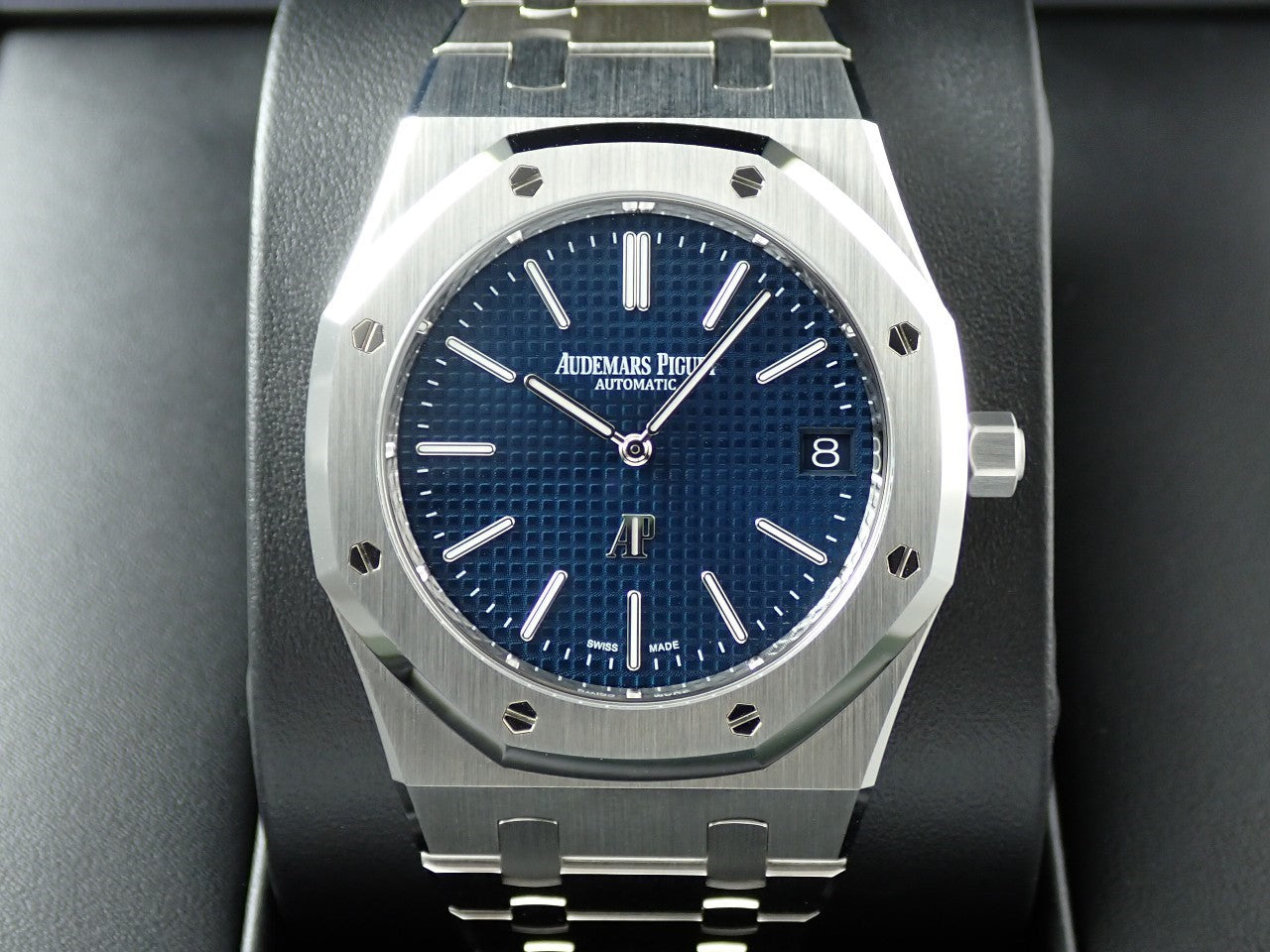 Audemars Piguet Royal Oak Jumbo Extra-Thin Ref.16202ST.OO.1240ST.02 SS Night Blue Dial