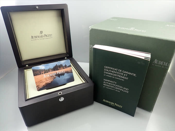 Audemars Piguet Royal Oak Offshore Chronograph Safari Ref. 26170ST.OO.D091CR.01 Stainless Steel Ivory Dial