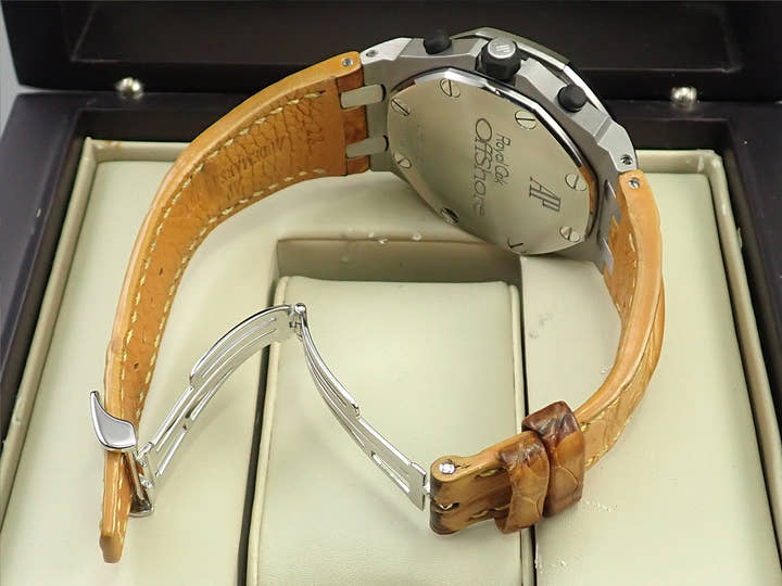 Audemars Piguet Royal Oak Offshore Chronograph Safari Ref. 26170ST.OO.D091CR.01 Stainless Steel Ivory Dial