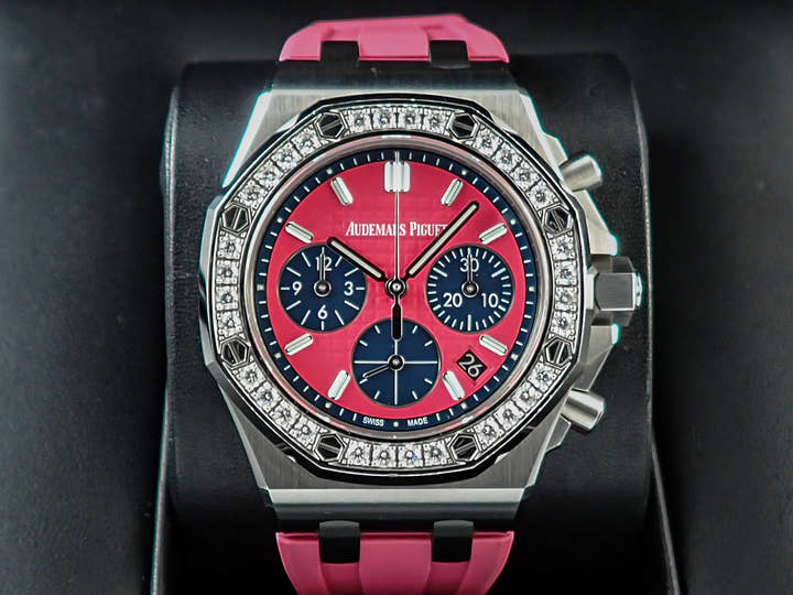 オーデマピゲ ロイヤルオーク オフショア クロノグラフ Ref.26231ST.ZZ.D069CA.01 ステンレススチール ピンク文字盤