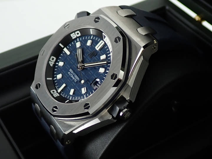 オーデマピゲ ロイヤルオーク オフショア ダイバー Ref.15720ST.OO.A027CA.01 ステンレススチール ブルー文字盤