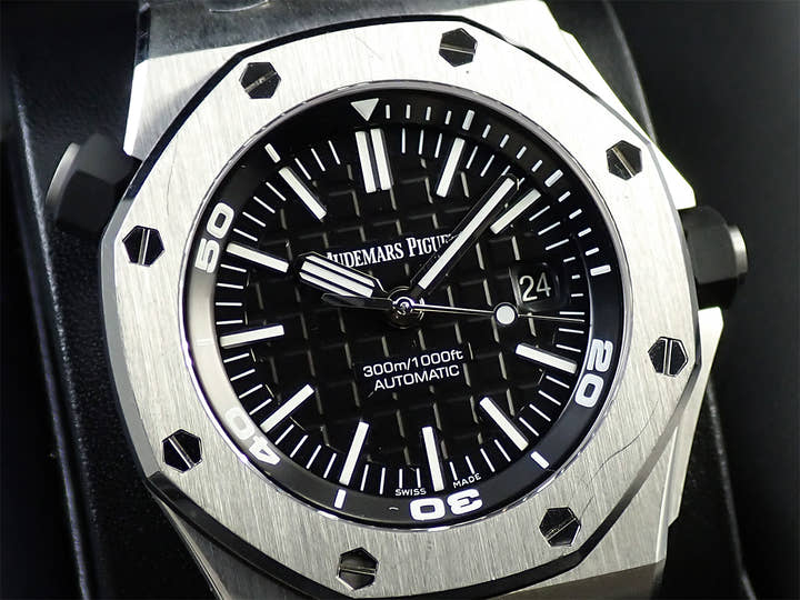 オーデマピゲ ロイヤルオーク オフショア ダイバー Ref.15710ST.OO.A002CA.01 ステンレススチール ブラック文字盤