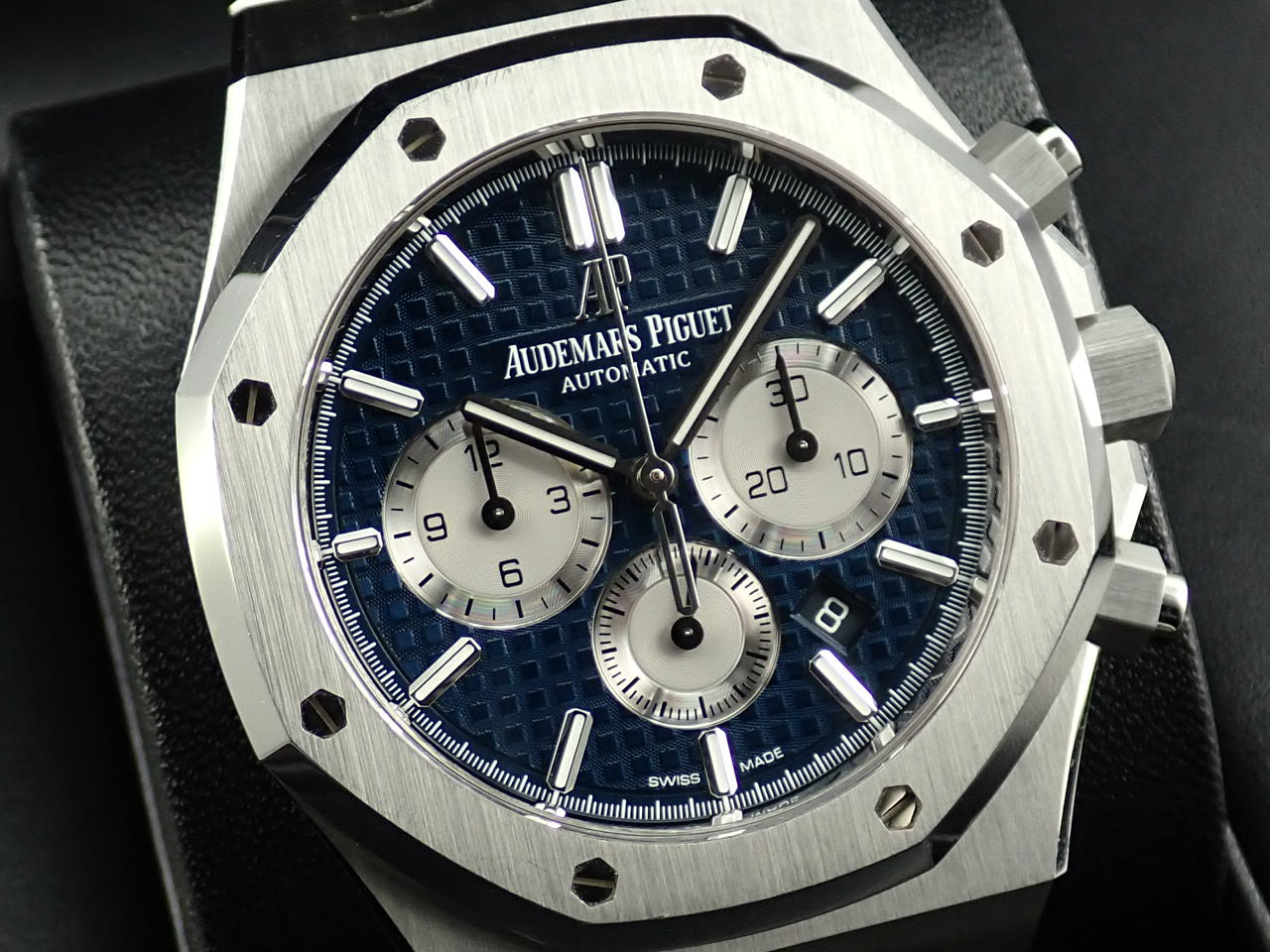 Audemars Piguet Royal Oak Chronograph &lt;Warranty Box and Others&gt;