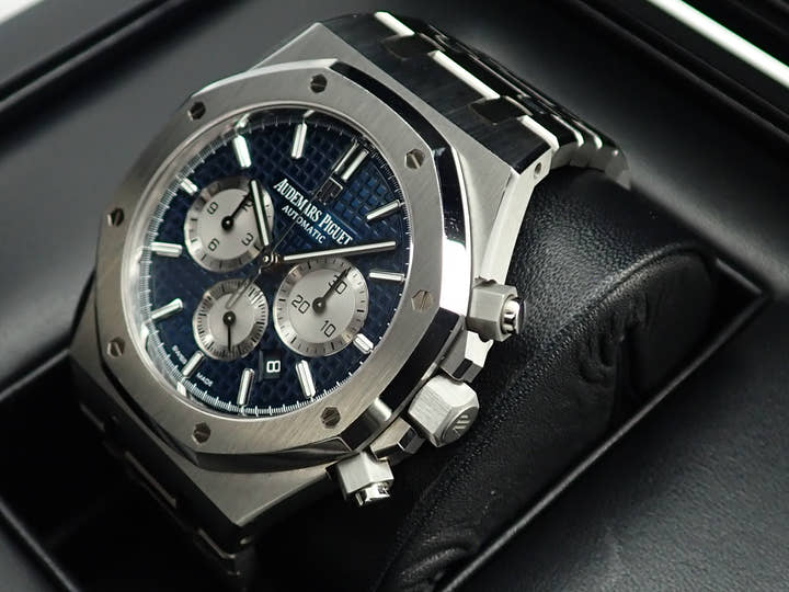 Audemars Piguet Royal Oak Chronograph Ref. 26331ST.OO.1220ST.01 Stainless Steel Blue Dial