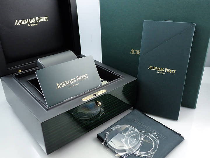 オーデマピゲ ロイヤルオーク オフショア クロノグラフ Ref.26420SO.OO.A600CA.01 ステンレススチール スモークブラウン文字盤