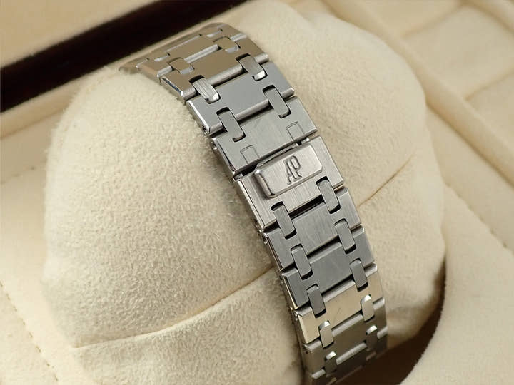 Audemars Piguet Royal Oak Quartz Ref. 56175ST/O/0789ST/07 Stainless Steel Black Grey Dial