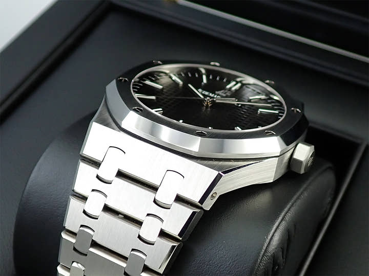 オーデマピゲ ロイヤルオーク Ref.15500ST.OO.1220ST.03 ステンレススチール ブラック文字盤