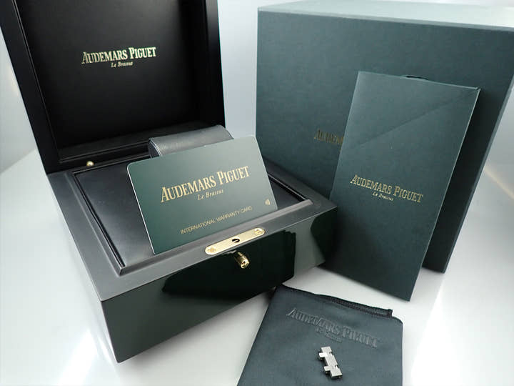 オーデマピゲ ロイヤルオーク Ref.15500ST.OO.1220ST.03 ステンレススチール ブラック文字盤