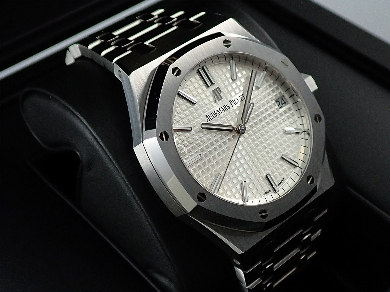 Audemars Piguet Royal Oak Automatic &lt;Warranty, Box, etc.&gt;