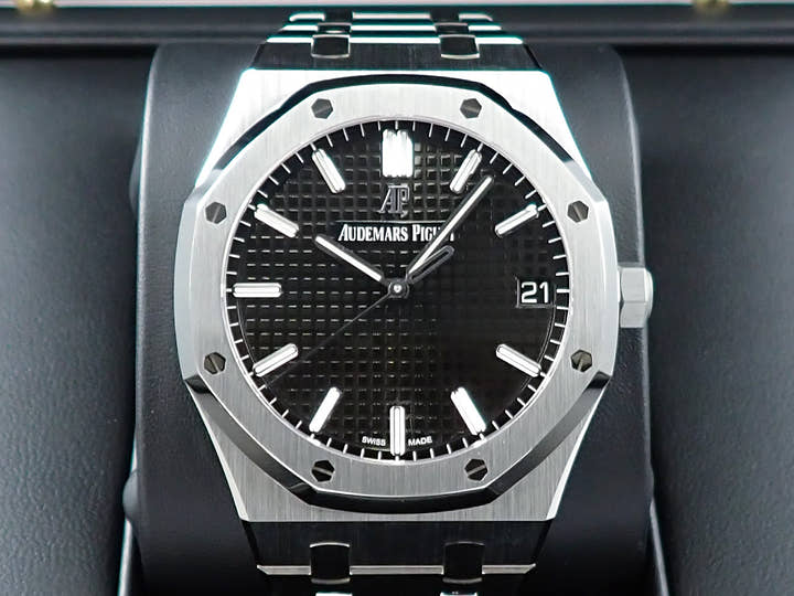 オーデマピゲ ロイヤルオーク Ref.15500ST.OO.1220ST.03 ステンレススチール ブラック文字盤