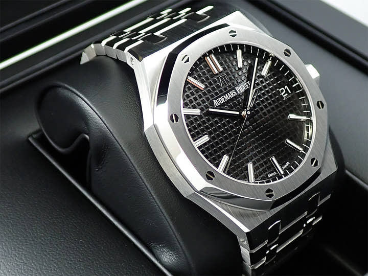 オーデマピゲ ロイヤルオーク Ref.15500ST.OO.1220ST.03 ステンレススチール ブラック文字盤