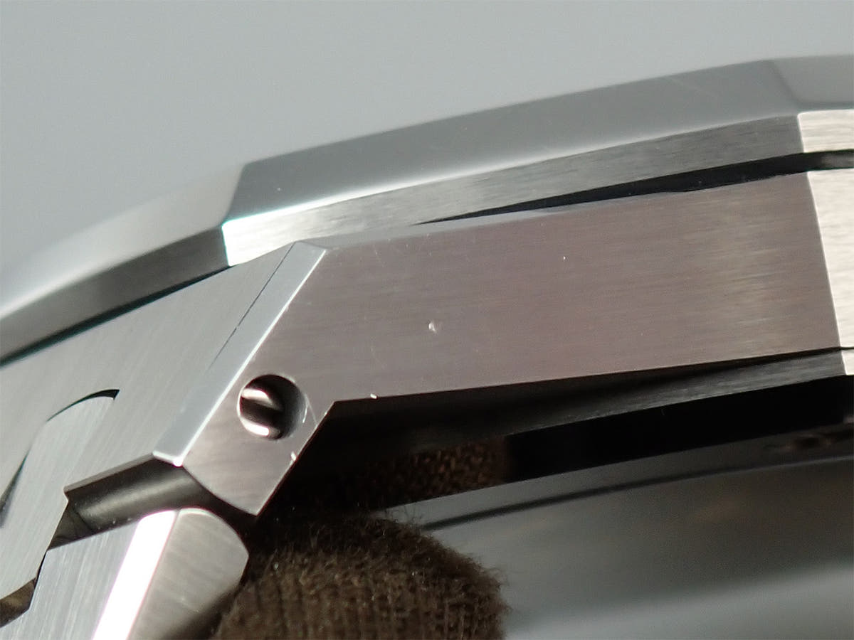 オーデマピゲ ロイヤルオーク オートマティック Ref.15450ST.OO.1256ST.01 シルバー文字盤 中古 F9SMRHSW