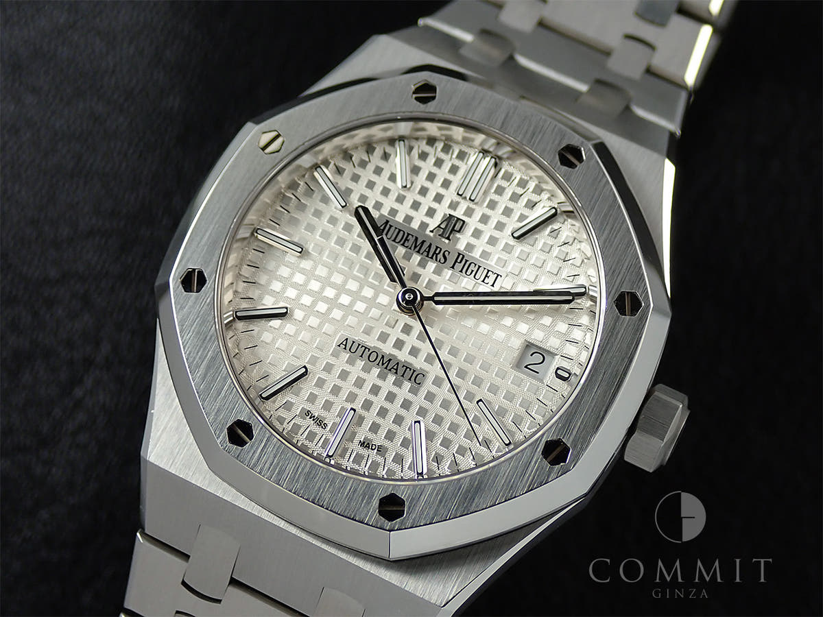 オーデマピゲ ロイヤルオーク オートマティック Ref.15450ST.OO.1256ST.01 シルバー文字盤 中古 F9SMRHSW