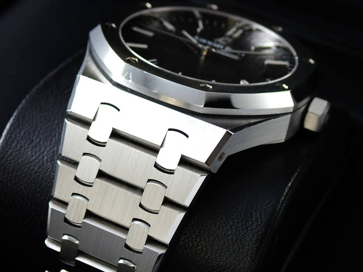 オーデマピゲ ロイヤルオーク Ref.15500ST.OO.1220ST.03 ステンレススチール ブラック文字盤