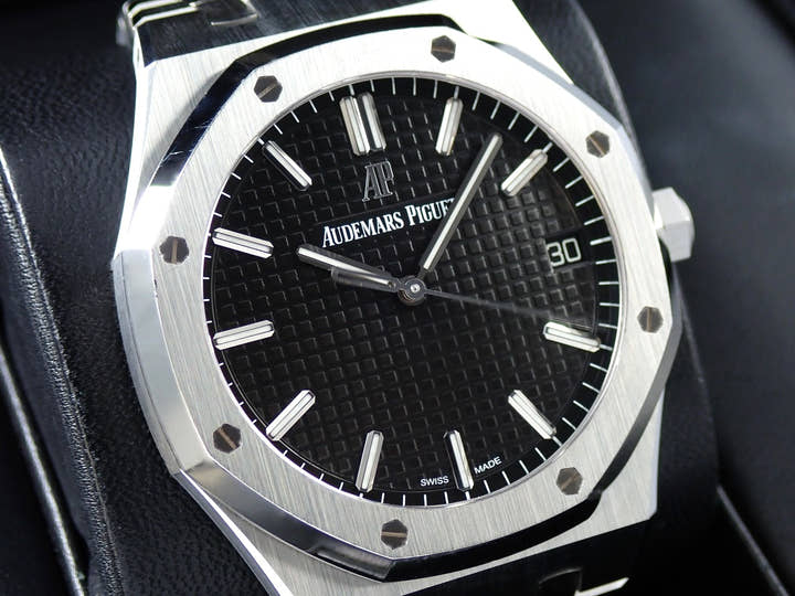 オーデマピゲ ロイヤルオーク Ref.15500ST.OO.1220ST.03 ステンレススチール ブラック文字盤