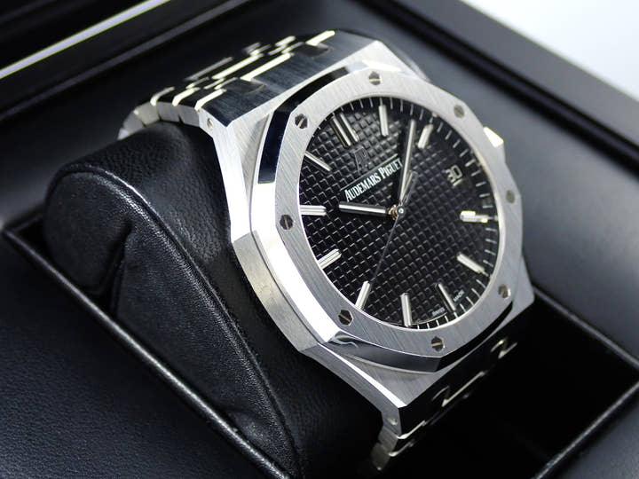 オーデマピゲ ロイヤルオーク Ref.15500ST.OO.1220ST.03 ステンレススチール ブラック文字盤