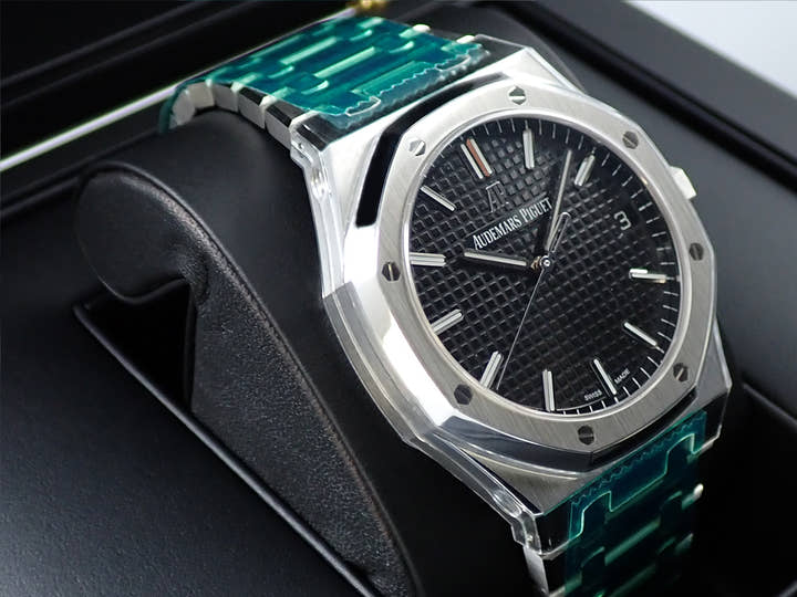 オーデマピゲ ロイヤルオーク Ref.15500ST.OO.1220ST.03 ステンレススチール ブラック文字盤