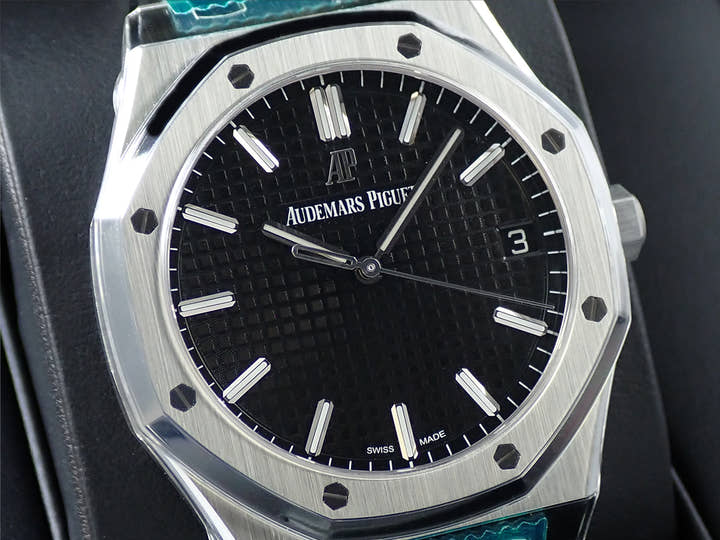 オーデマピゲ ロイヤルオーク Ref.15500ST.OO.1220ST.03 ステンレススチール ブラック文字盤