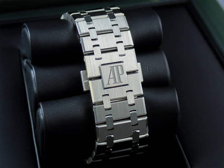 Audemars Piguet Royal Oak 50th Anniversary Ref. 15510ST.OO.1320ST.03 Stainless Steel Silver Dial