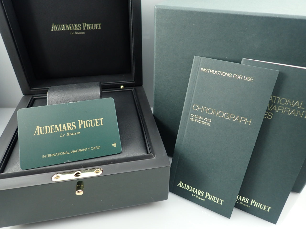 Audemars Piguet Royal Oak Chronograph &lt;Warranty Box and Others&gt;