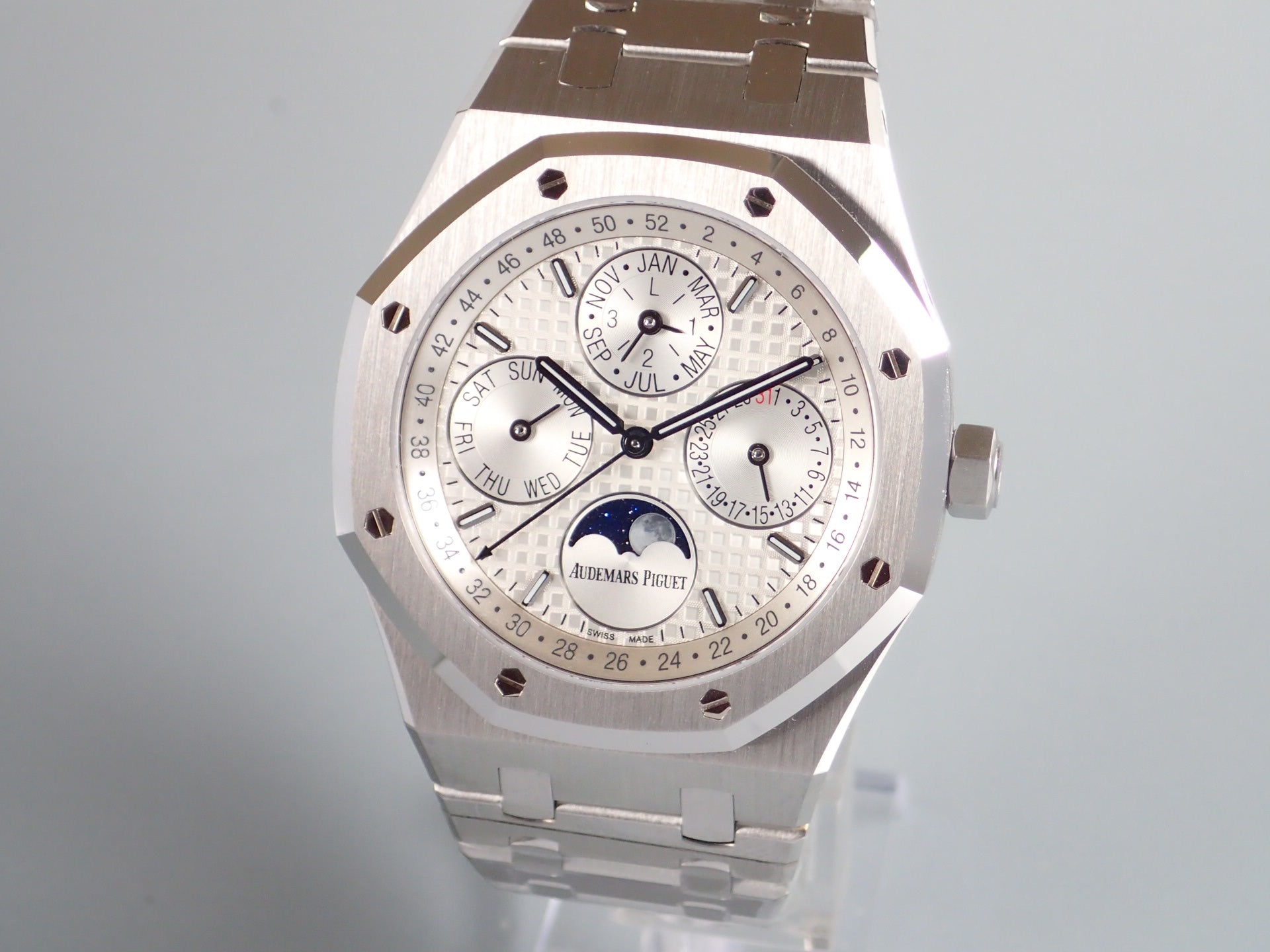 Audemars Piguet Royal Oak Perpetual Calendar Ref.26574ST.OO.1220ST.01