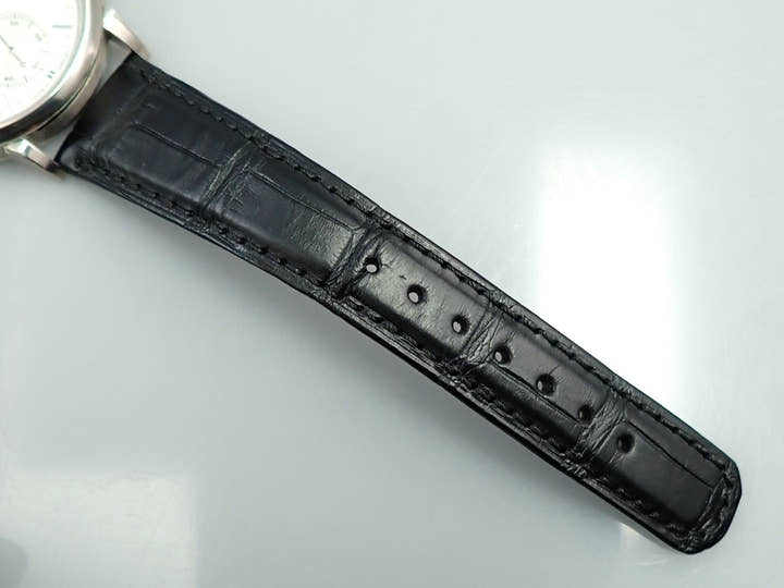A.ランゲ＆ゾーネ サクソニア アウトサイズデイト Ref.381.026 シルバー文字盤 未使用 4HYSKALV