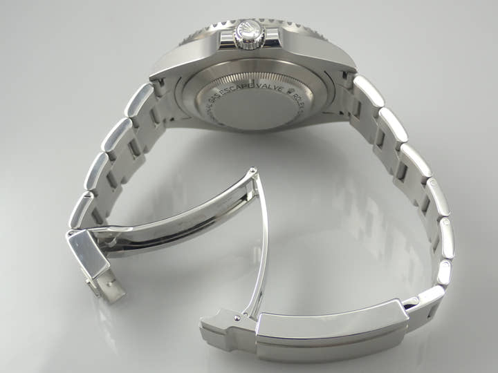 ロレックス シードゥエラー Ref.126600 ブラック文字盤 中古 sea-dweller-113
