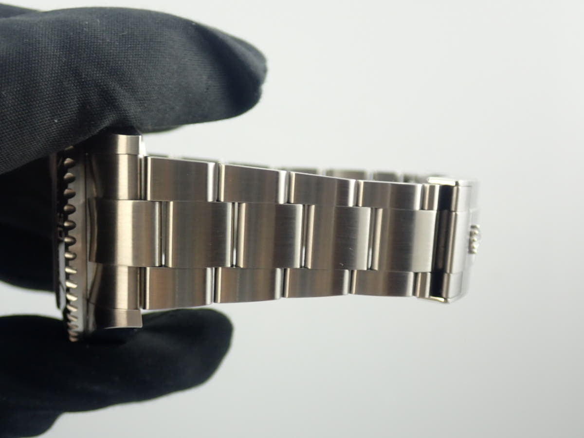 ロレックス シードゥエラー Ref.126600 ブラック文字盤 中古 sea-dweller-113