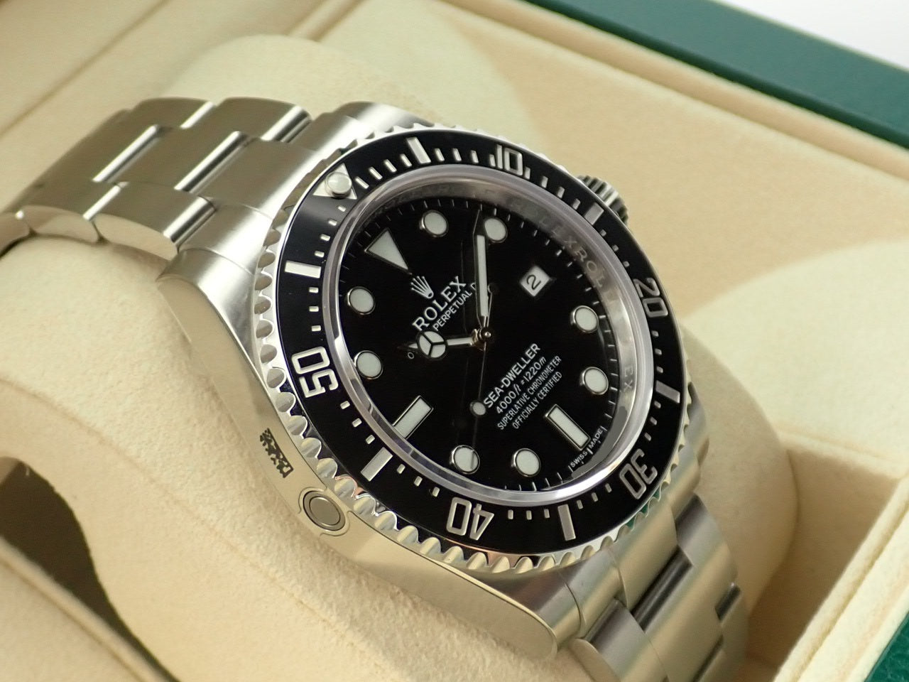 Rolex Sea-Dweller 4000 [Deadstock] &lt;Warranty, Box, etc.&gt;